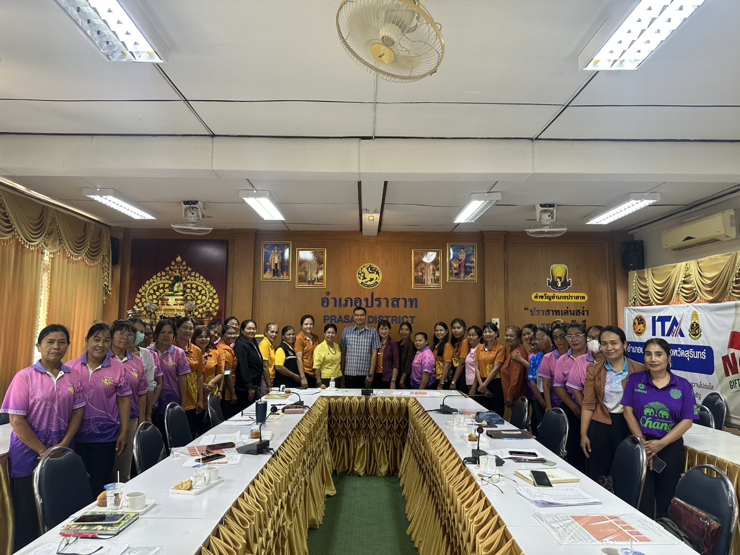 สพอ.ปราสาท ประชุมการดำเนินงานคณะกรรมการพัฒนาสตรี ครั้งที่1/2568